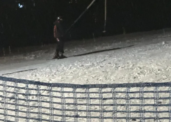 Wichrowe Wzgorze 4 *